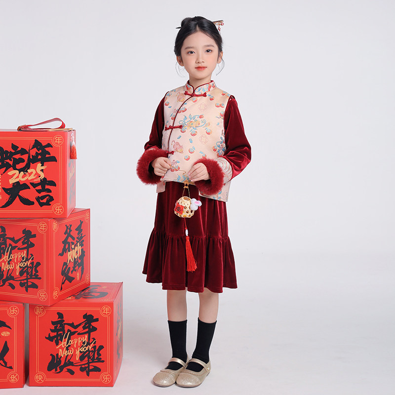 新中式女童国风盘扣汉服马甲2024冬季新款女孩唐装拜年服坎肩背心,童装/婴儿装/亲子装,汉服,淘宝优惠券,粉丝福利购,淘宝优惠卷