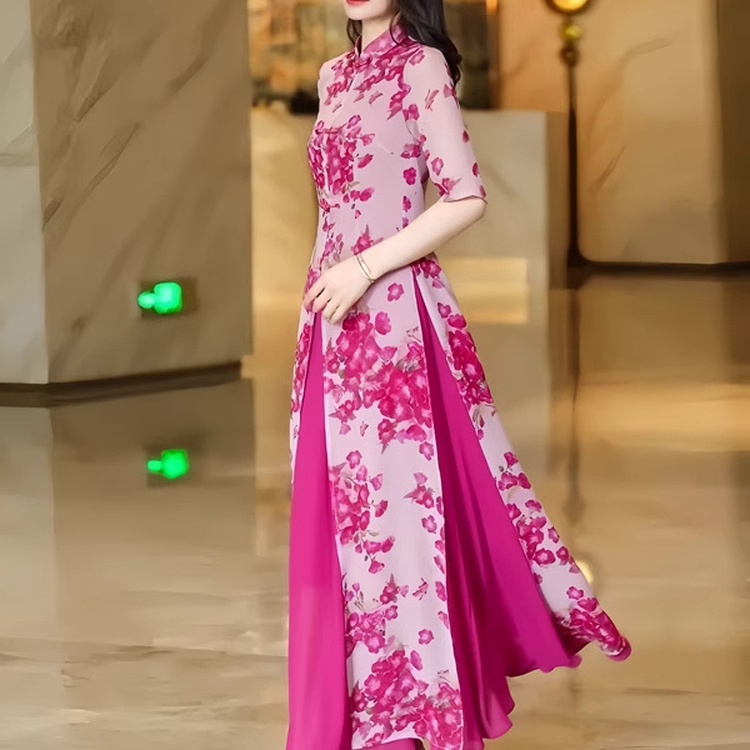 新中式轻国风连衣裙女夏季2025新款高级感时尚气质显瘦碎花裙长裙