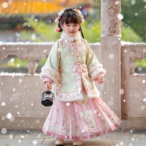 汉服女童2026新款秋冬款儿童国风新中式古风套装唐装过年装拜年服