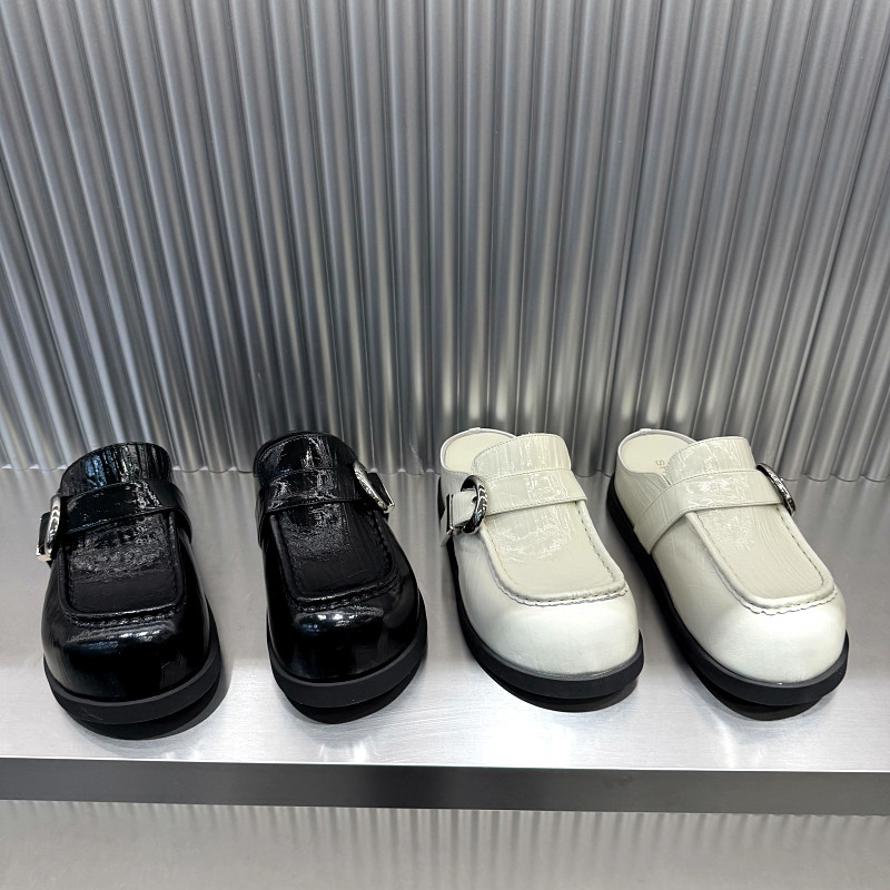 欧洲站包头拖鞋女2026年春季新款欧货真皮圆头厚底英伦风休闲半拖