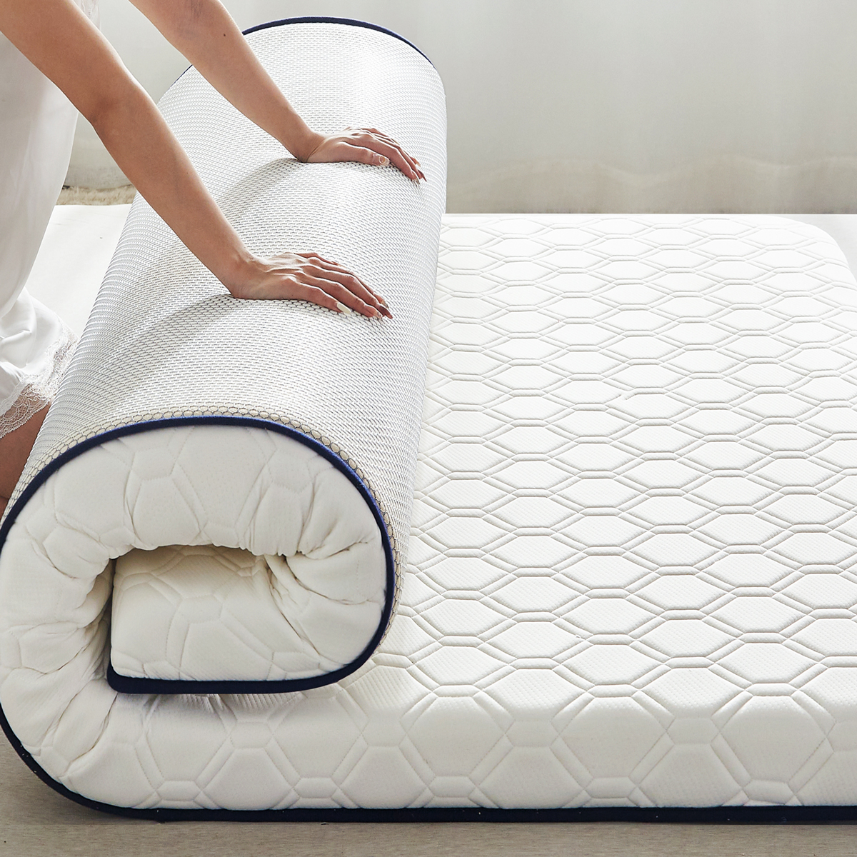 乳胶床垫软垫家用加厚q宿舍学生单人榻榻米垫子海绵垫褥子租房专