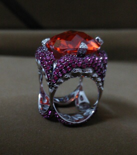 七宗罪主题戒指 暴食戒指 925银镶嵌宝石戒指 银饰微镶红宝石