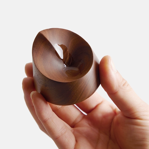 Кубок расширения [в противном случае] Черный ореховый ореховый сплошной древесина