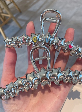 高级感亮银色金属星星抓夹多巴胺彩色字母鲨鱼夹小众设计感盘发夹