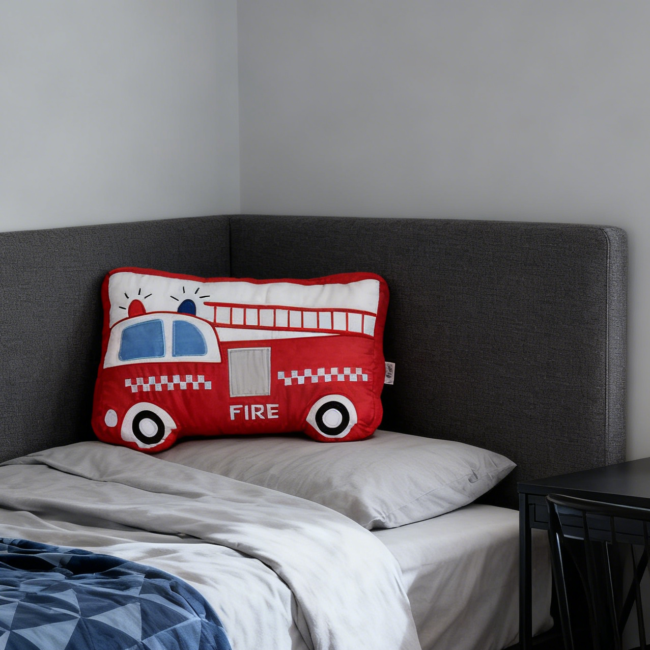 消防车抱枕沙发客厅靠枕北欧异形飘窗卧室装饰男孩摆件靠垫儿童房,居家布艺,床头靠垫,淘宝优惠券,粉丝福利购,淘宝优惠卷