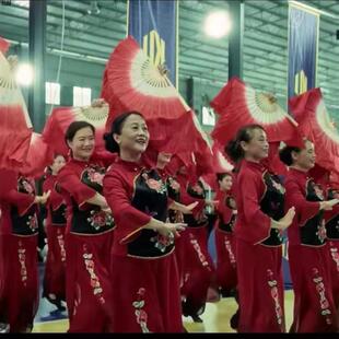 新款民族喜庆扇子舞秧歌服现代舞女子群舞演出服广场舞腰鼓套装