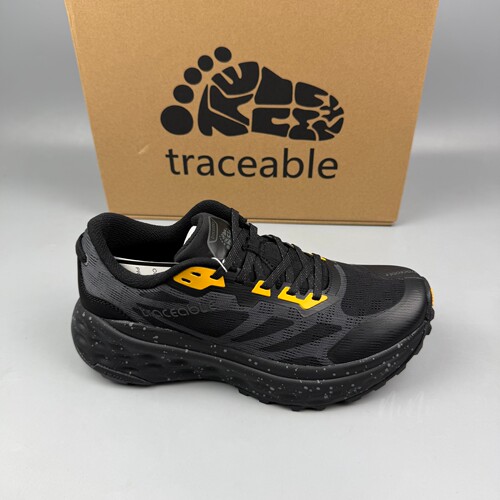 traceable透气减震越野跑鞋
