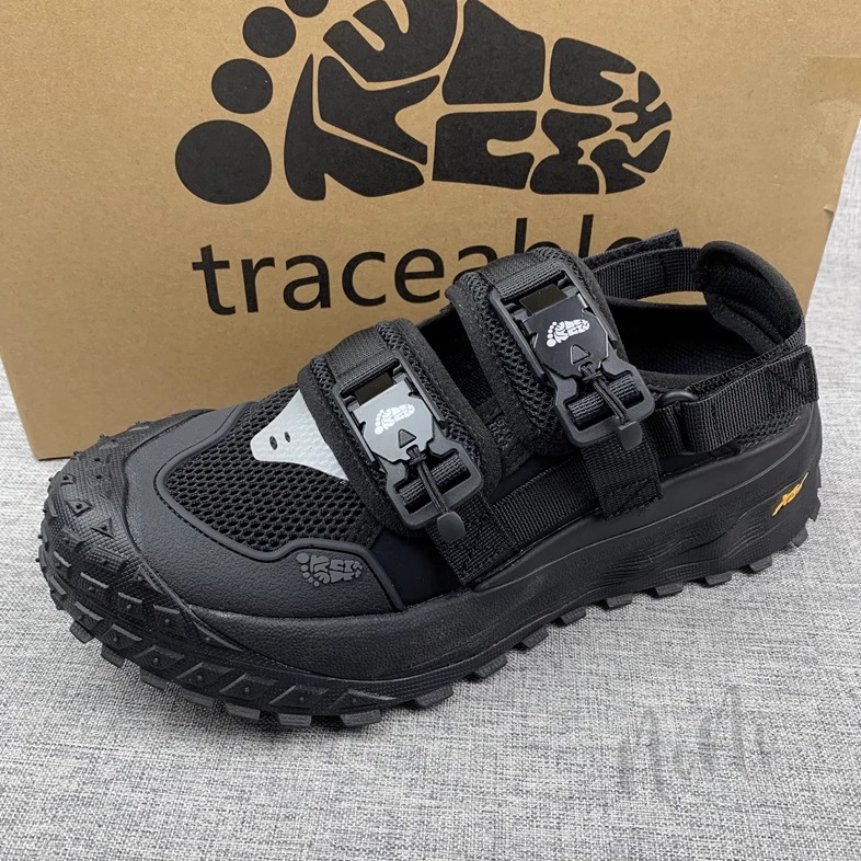 磁吸扣潮流机能风男士凉鞋沙滩鞋