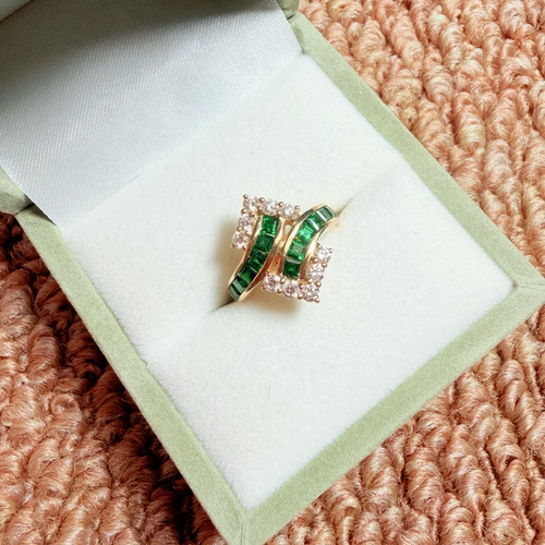 【舅奶】18K  8.05g   1.54ct  D0.61   中古戒指
