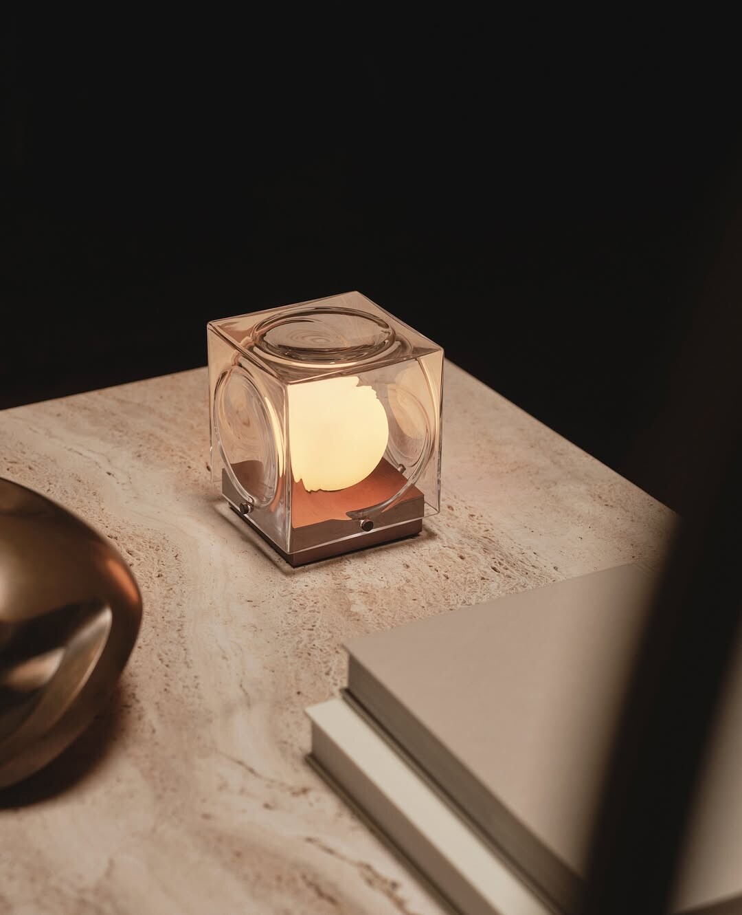 便捷式台灯北欧简约现代创意透明玻璃卧室床头灯客厅餐厅装饰灯