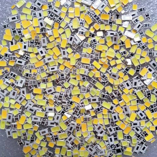 贴片LED灯珠 混装多种规格发光二极管 贴片发光灯【10克约300个】