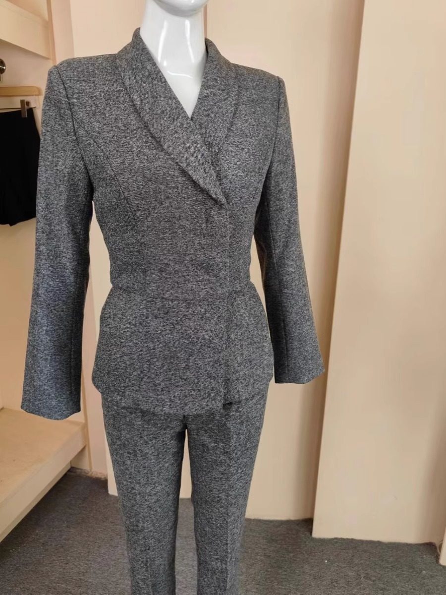 周大福工作服2023秋冬季新款长袖高级灰色西服外套金店珠宝店工装