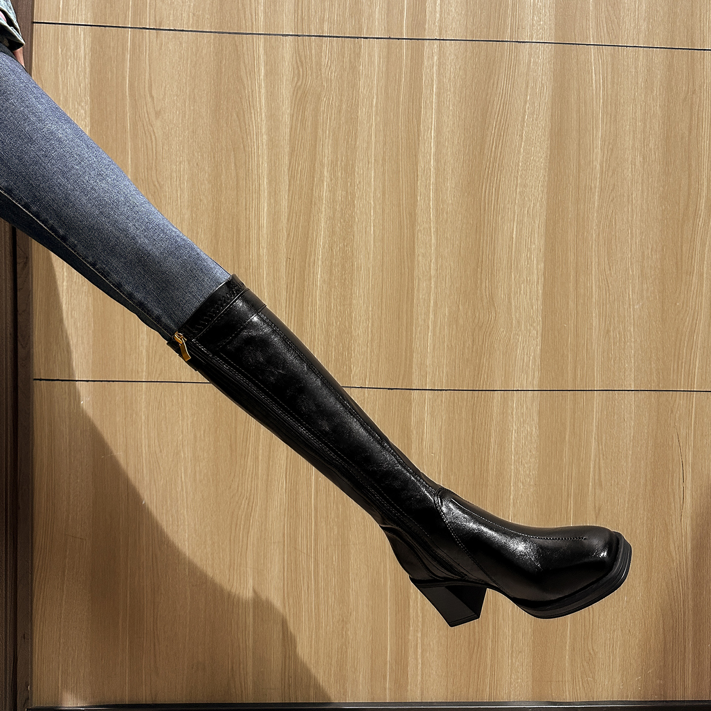 真皮厚底黑色骑士靴女