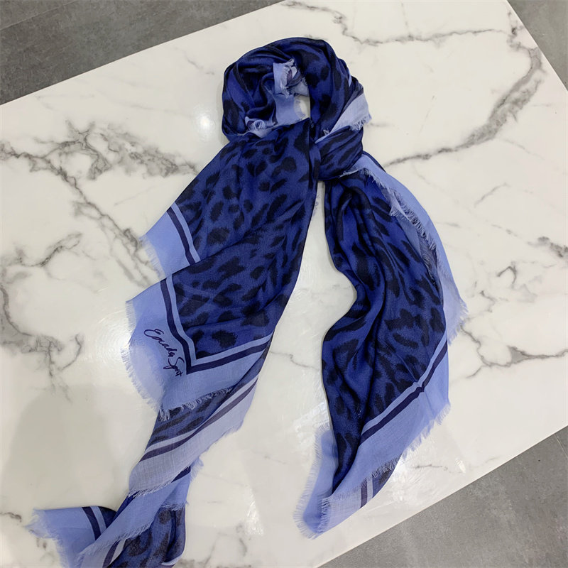 软糯亲肤 羊绒莫代尔披肩围巾女高端细腻花色丝巾时尚百搭大方巾,服饰配件/皮带/帽子/围巾,围巾/丝巾/披肩,淘宝优惠券,粉丝福利购,淘宝优惠卷