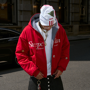 STEEPC 红色不规则贴布刺绣徽章内里格纹保暖拉链连帽厚棉服