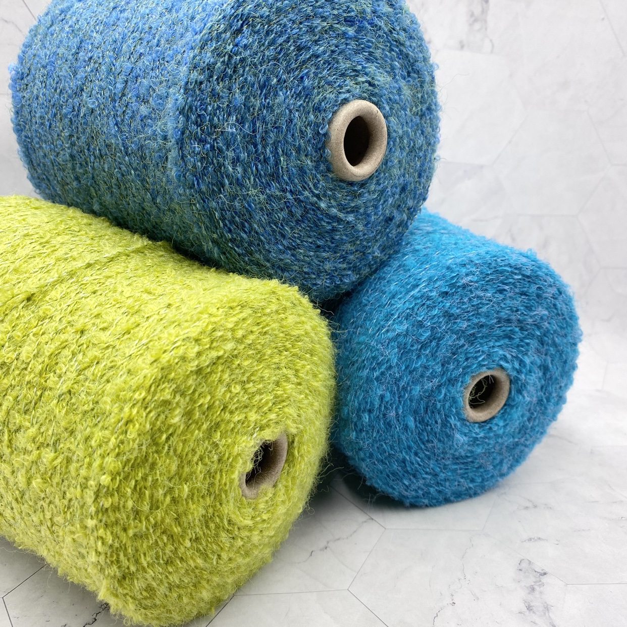 一斤的价格 超柔羊毛密圈圈纱 20%羊毛 柔软贴身 毛衣围巾外套线