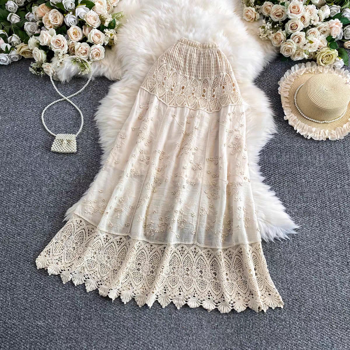 欧货重工提花蕾丝拼接高腰杏色半身裙女春季新款垂感气质A字伞裙
