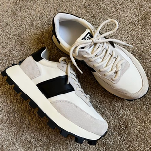 K0E25MC22J 女子防滑耐磨运动休闲跑鞋 027 正品