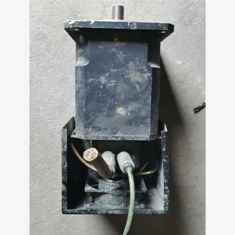 议价贝加莱伺服电机：8MS