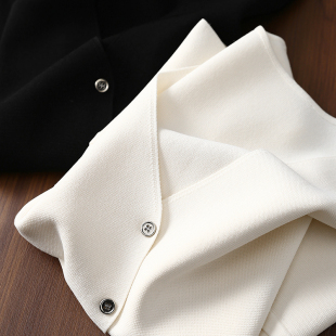 针织马甲女坎肩上衣叠穿新款 淘么淘 V领无袖 极简薄款 智性老钱风