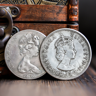 马恩岛伊丽莎白皇冠马车做旧复古纪念品摆件仿古工艺品工业硬币