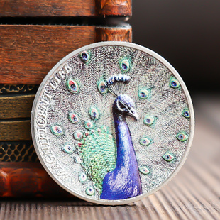 立体浮雕孔雀硬币银币凹面浮雕异形币库克群岛彩绘创意动物纪念章