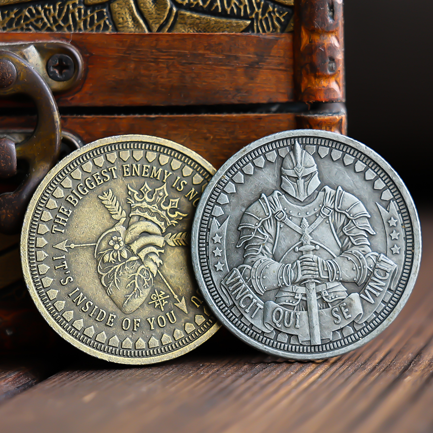 铠甲勇士战士币做旧复古浮雕铜银硬币纪念章工业风