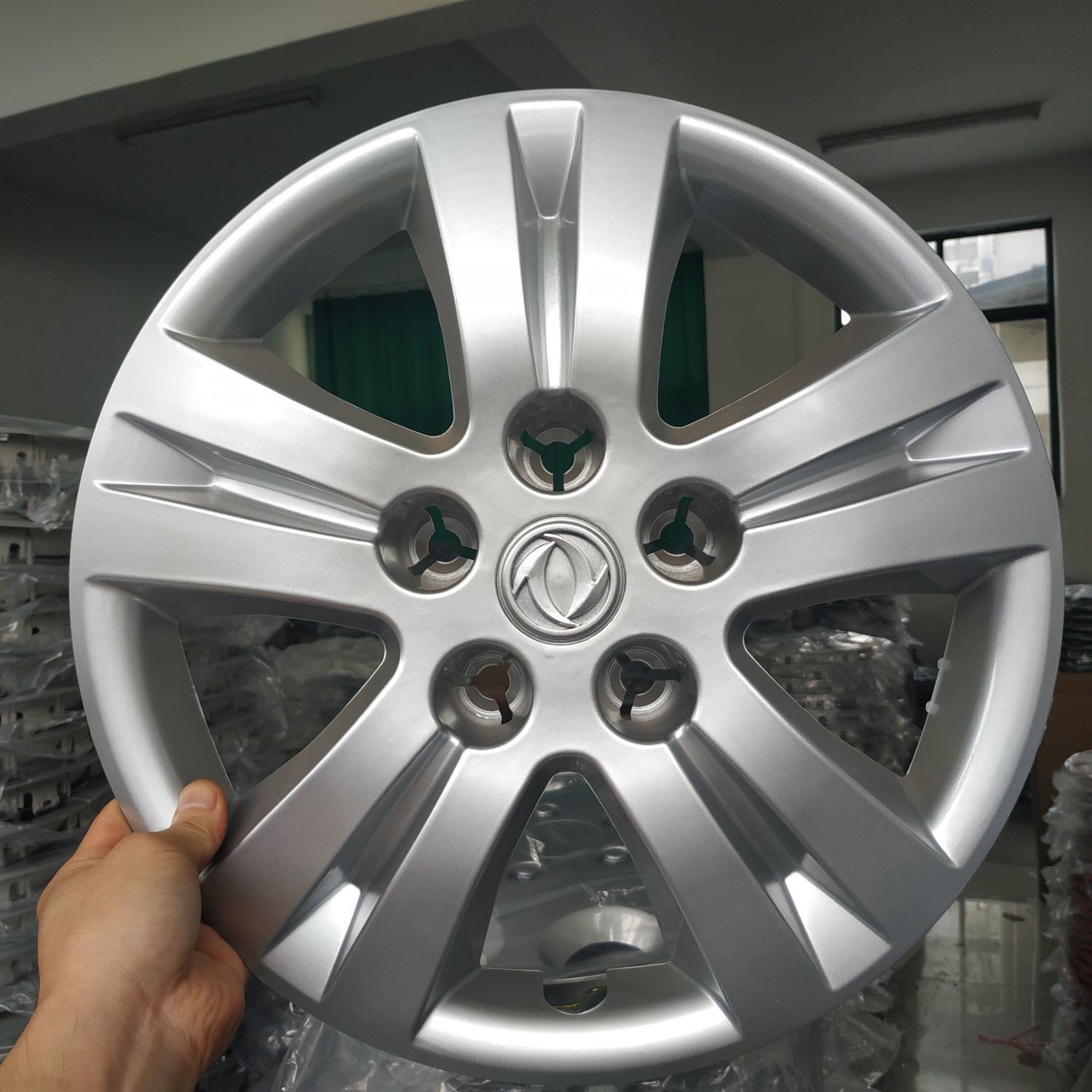 适用东风新款菱智轮毂盖风行1.6 1.5 M3 M5 V3轮胎罩15寸改装通用