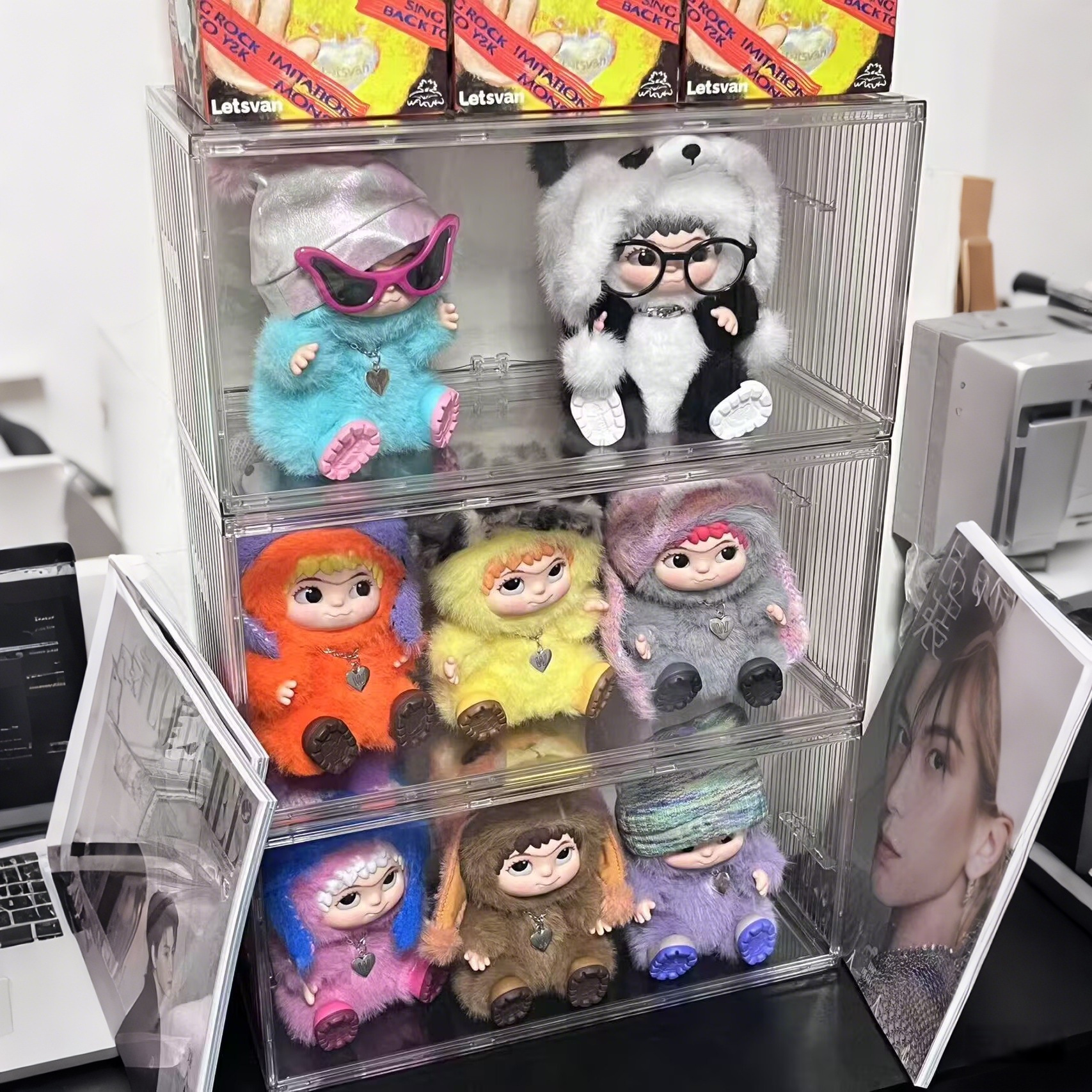 wakuku展示盒玩偶挂件盲盒收纳展示架亚克力透明手办收纳展示柜子