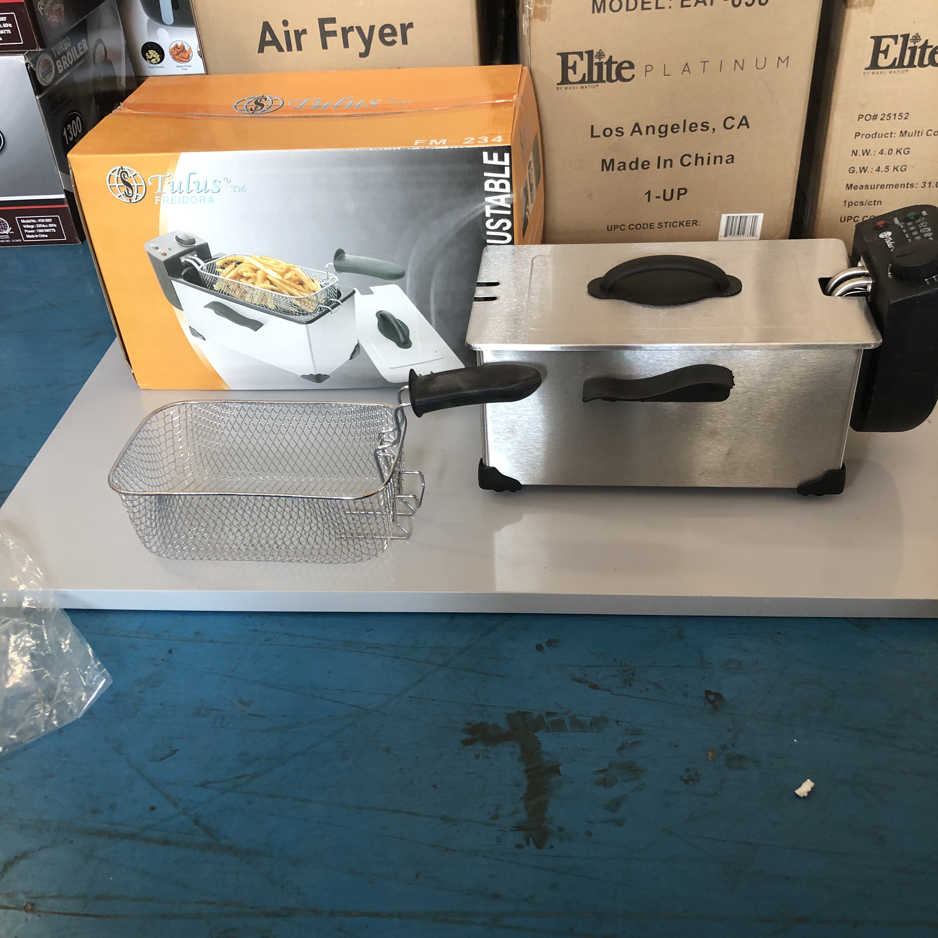 220v。Tulus家用可调温电油炸锅 不锈钢带篮恒温炸锅。有瑕疵