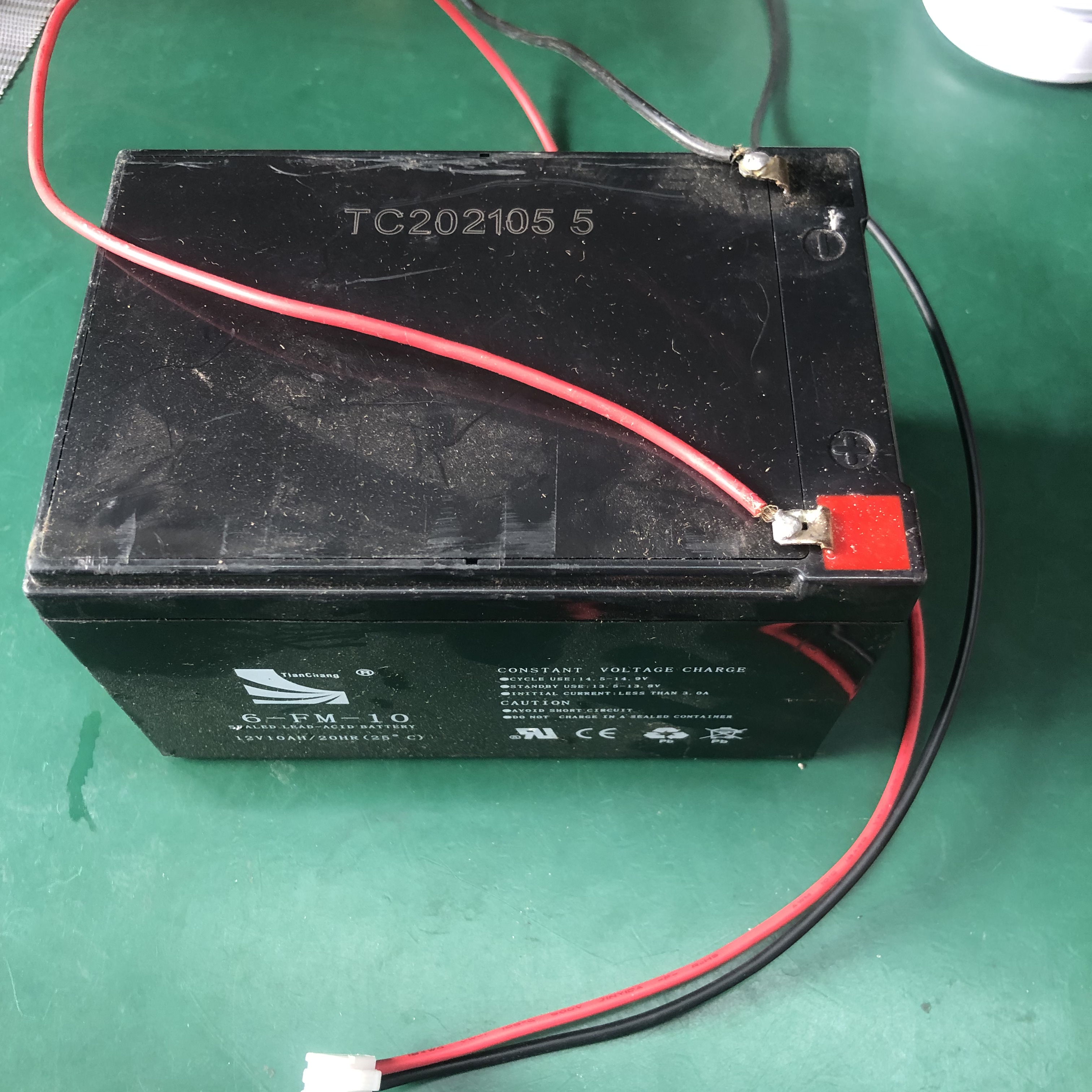 12V10AH蓄电池。 音响里面拆的。 不包好坏