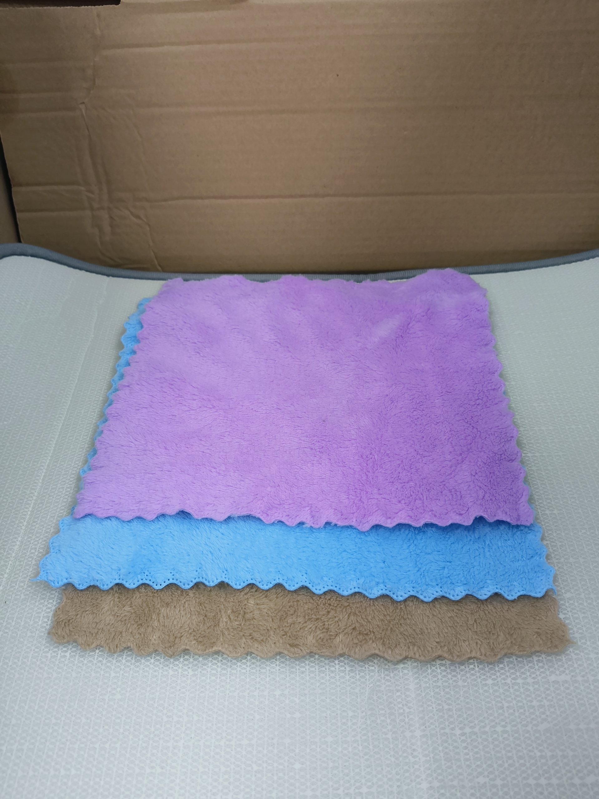 内饰清洁布洗车毛巾吸水24X24颜色随机10条一起打包