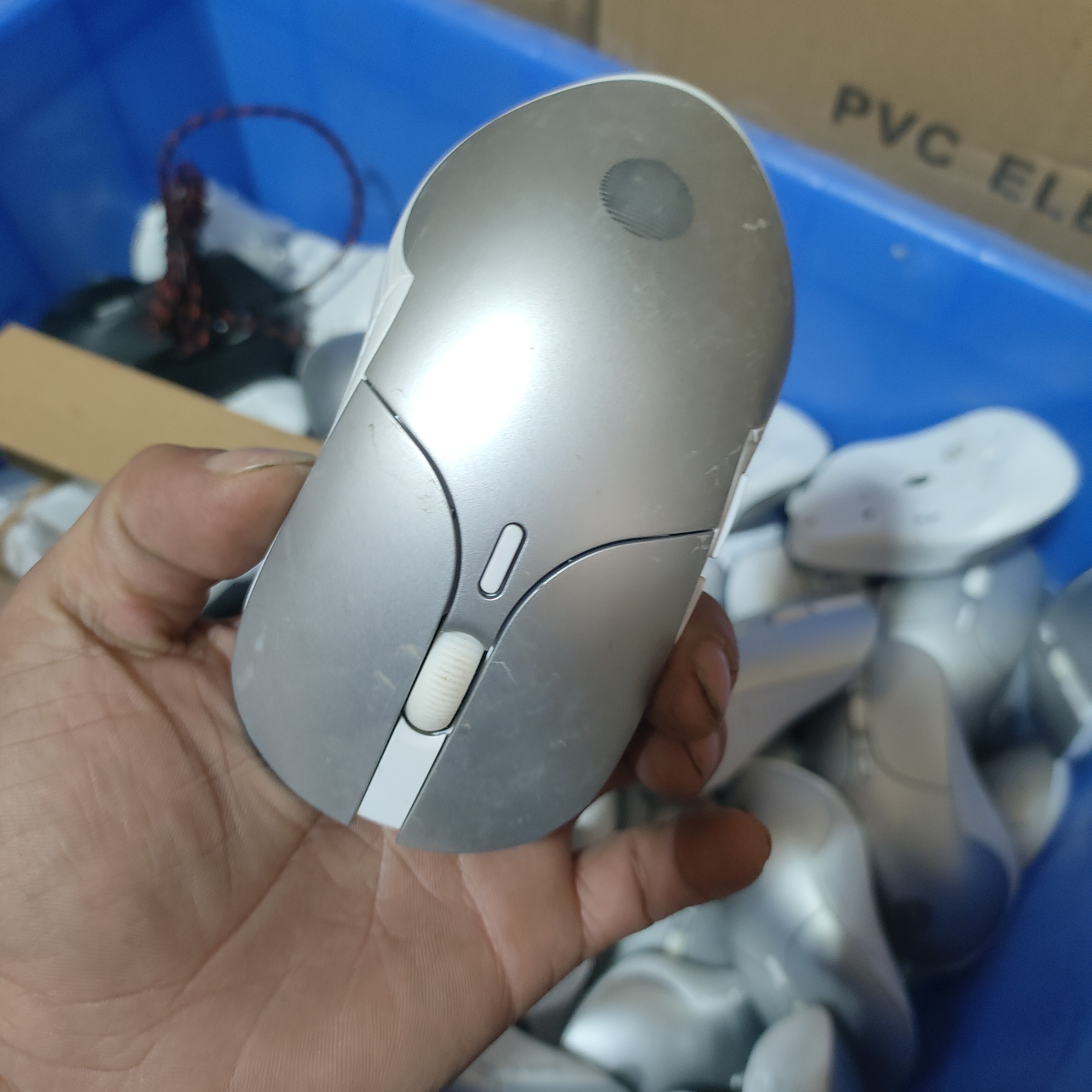 鼠标随机发，不包好坏2元1个,电子元器件市场,PCB电路板/印刷线路板,淘宝优惠券,粉丝福利购,淘宝优惠卷