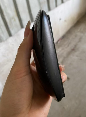苹果概念无线鼠标，大货没有袋子，可能相互轻微刮，能用。