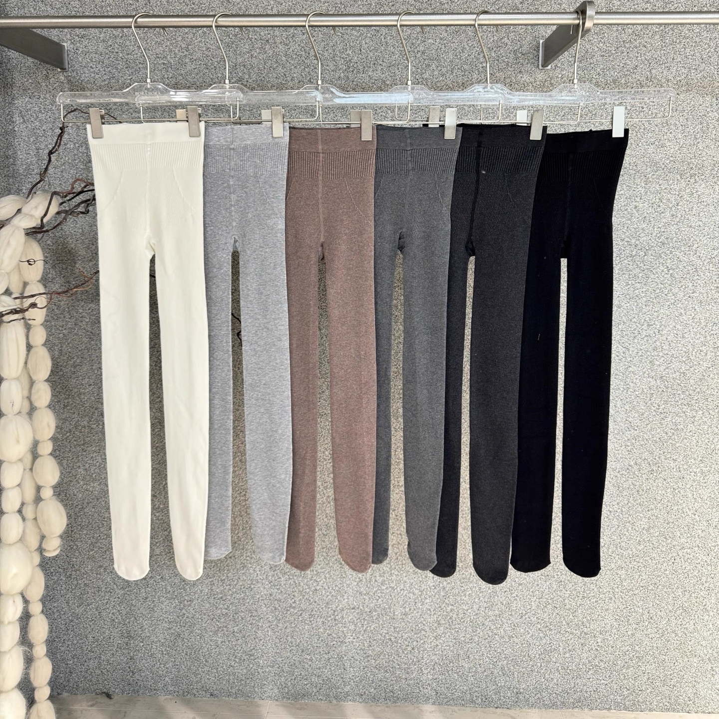 韩国女装代购东大门进口秋冬显瘦外穿微压腿不掉裆打底裤袜连脚袜