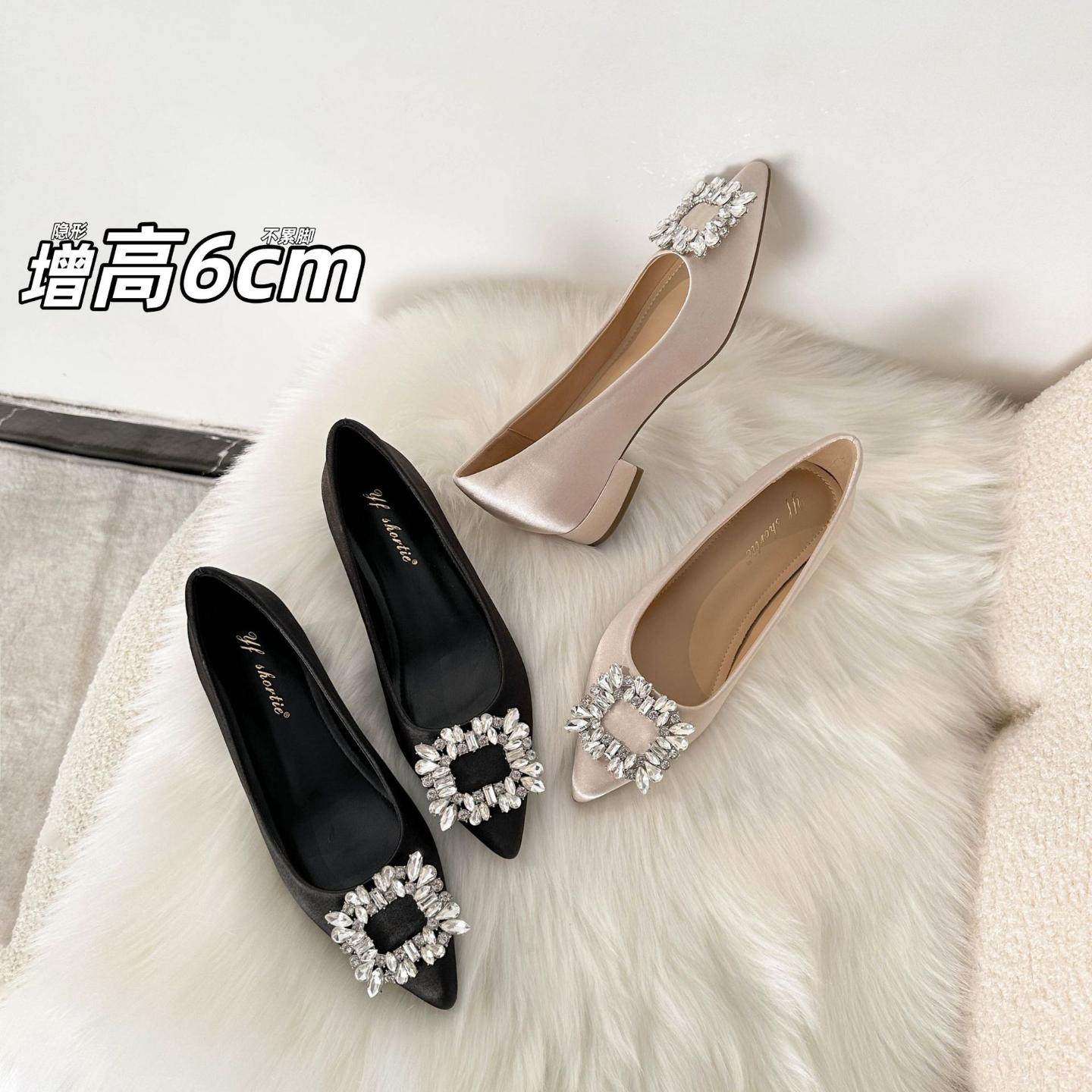 真皮版内增高6CM水钻方形扣尖头粗跟单鞋女高级感缎面浅口高跟鞋,女鞋,浅口单鞋,淘宝优惠券,粉丝福利购,淘宝优惠卷