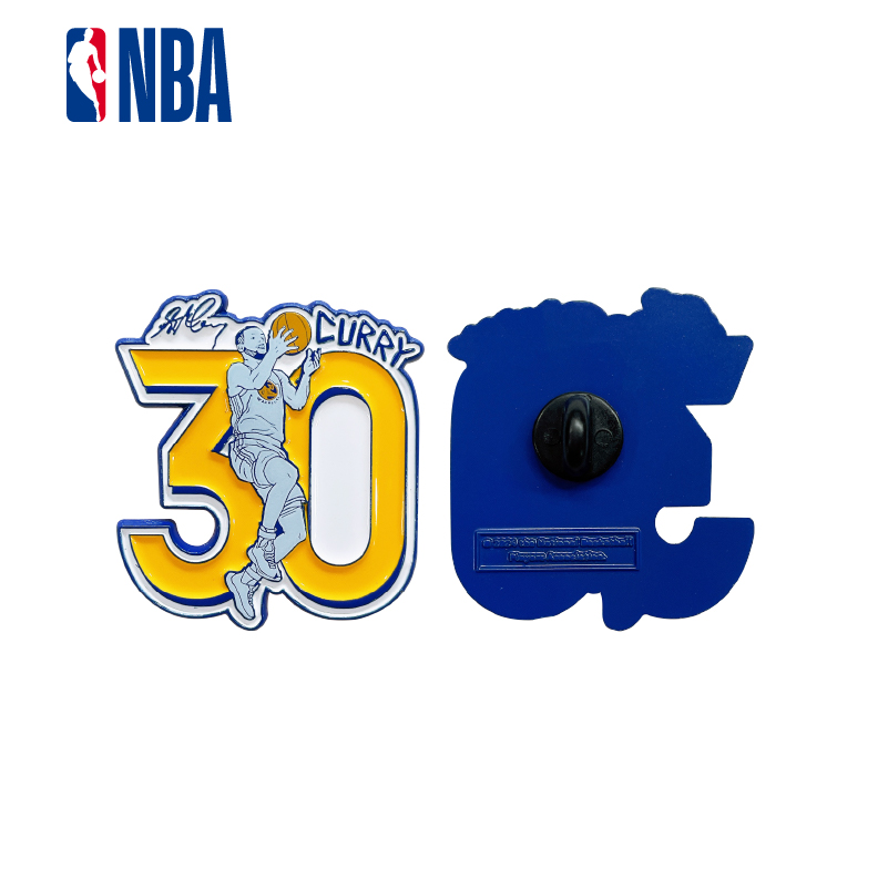 NBA徽章库里詹姆斯塔图姆