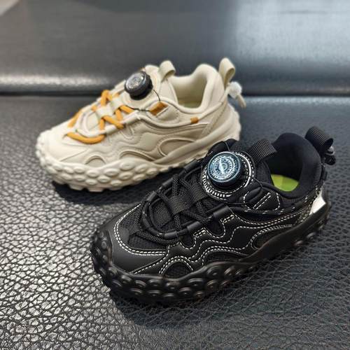 秋冬新款儿童户外跑步鞋