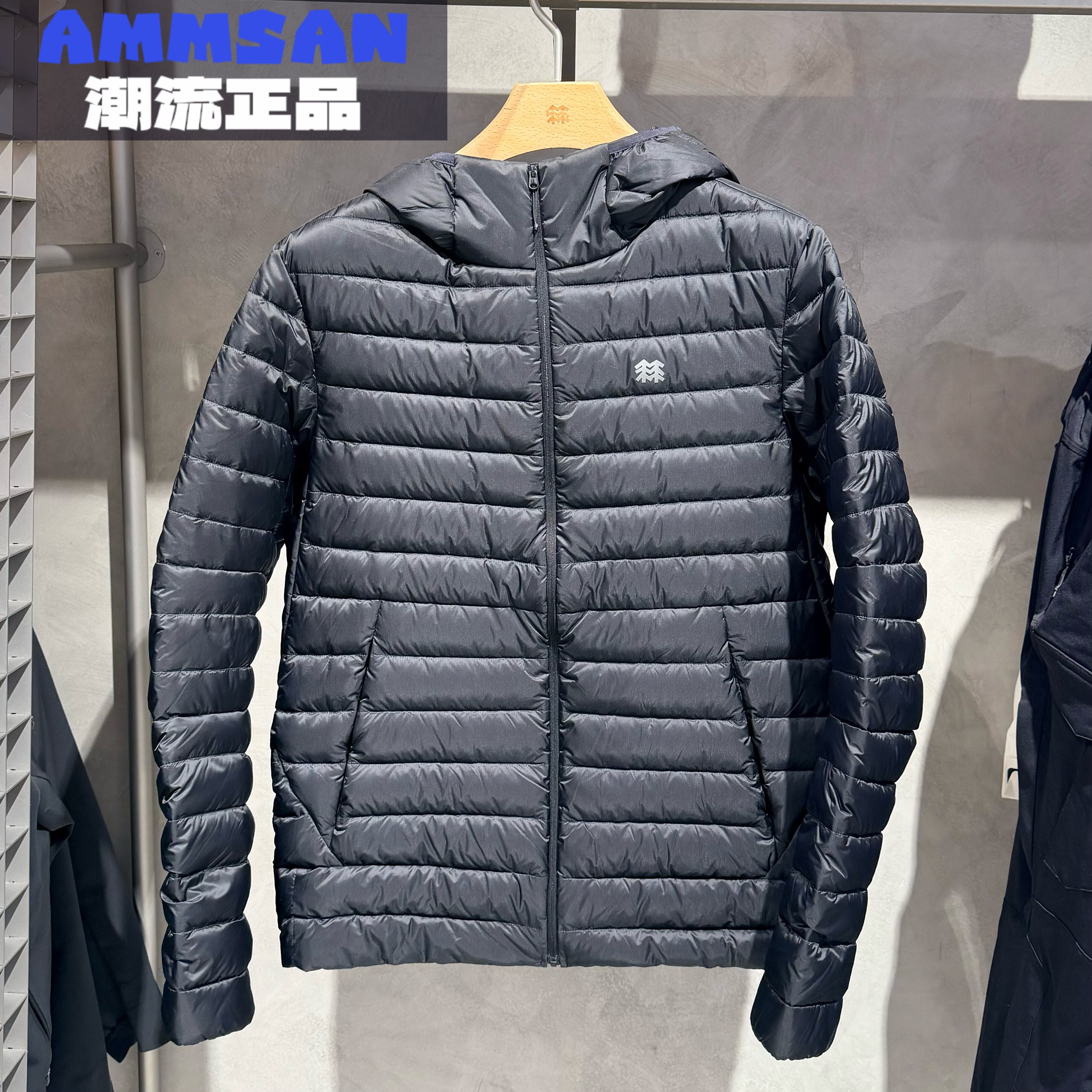 可隆KOLON SPORT男款户外轻薄保暖防风通勤排骨羽绒服LHDJ5WN071