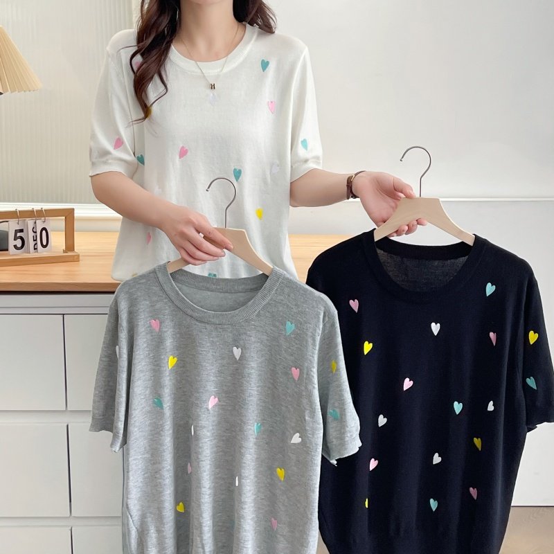 2025夏装新款休闲圆领短袖针织衫大码设计感彩色爱心刺绣半袖t恤
