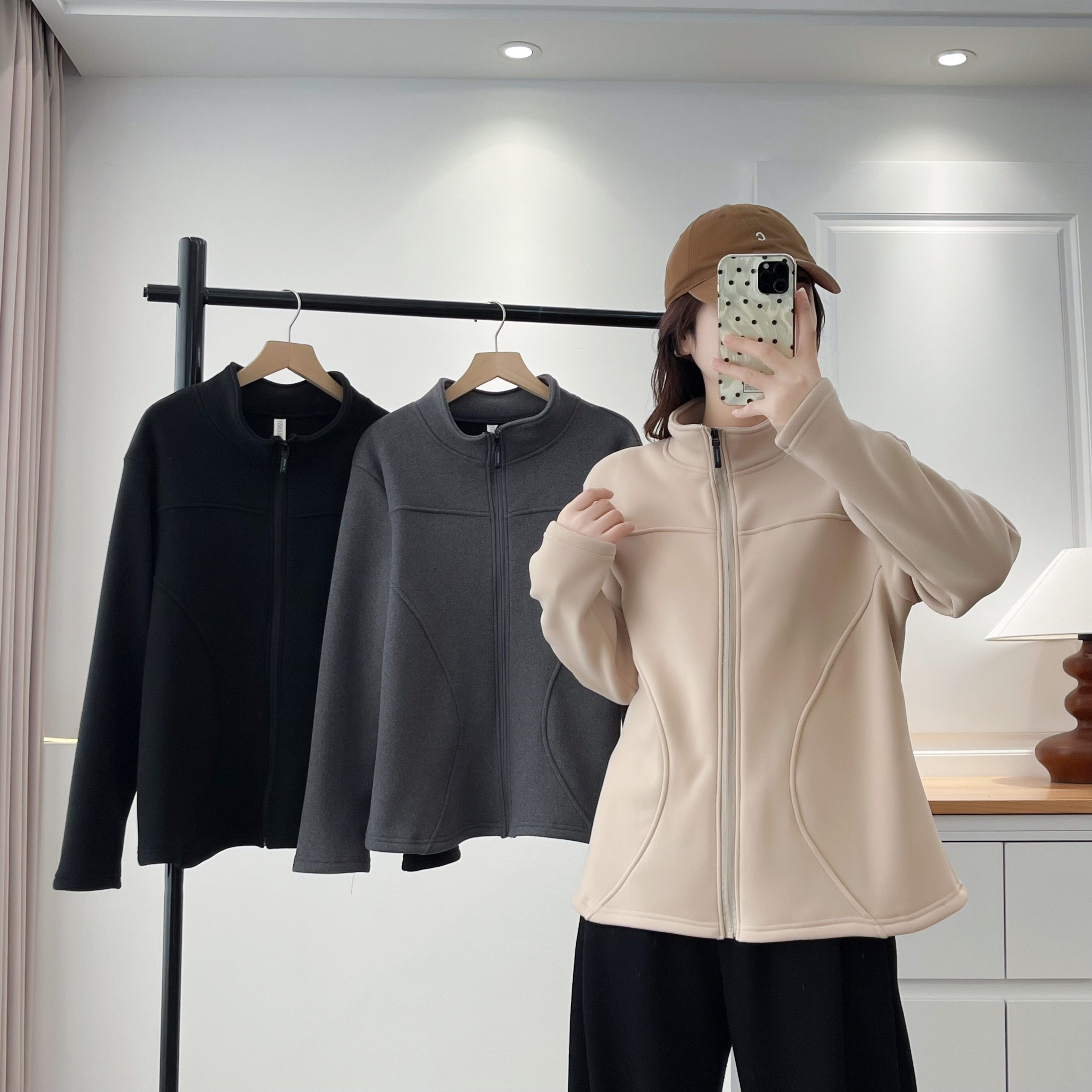 2025秋冬女休闲保暖卫衣开衫200斤胖mm大码立领拉链加绒加厚外套