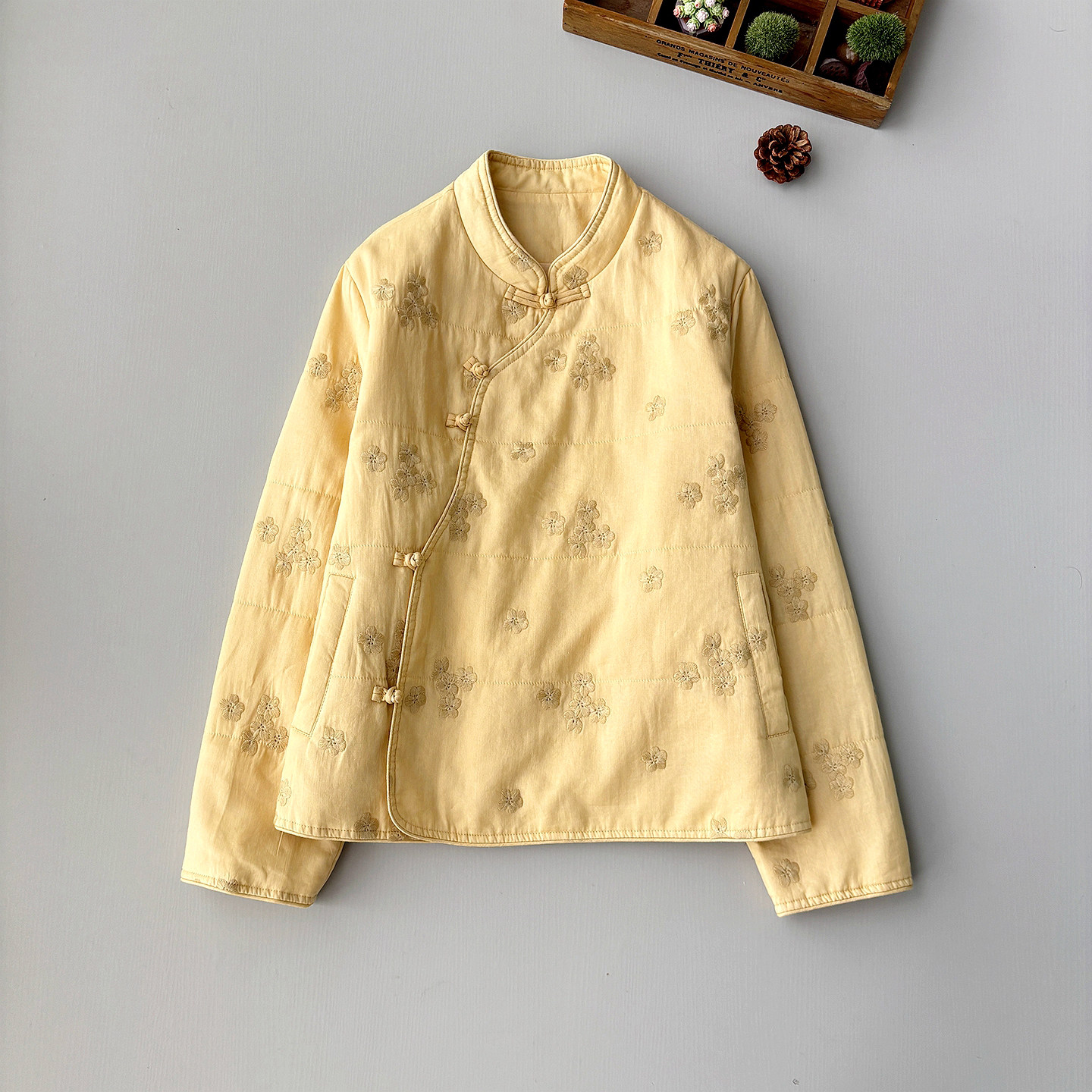 新中式苎麻刺绣夹棉薄款棉服女