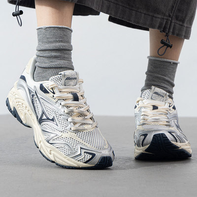 美津浓男鞋女鞋轻便透气休闲鞋