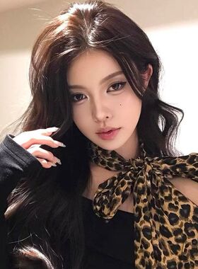 美式复古辣妹风豹纹围巾高级感纯欲风薄款长条丝巾氛围感领巾披肩