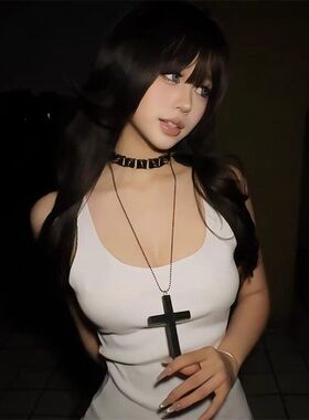 复古暗黑系木质十字架吊坠项链哥特友朋y2k亚文化锁骨链百搭配饰