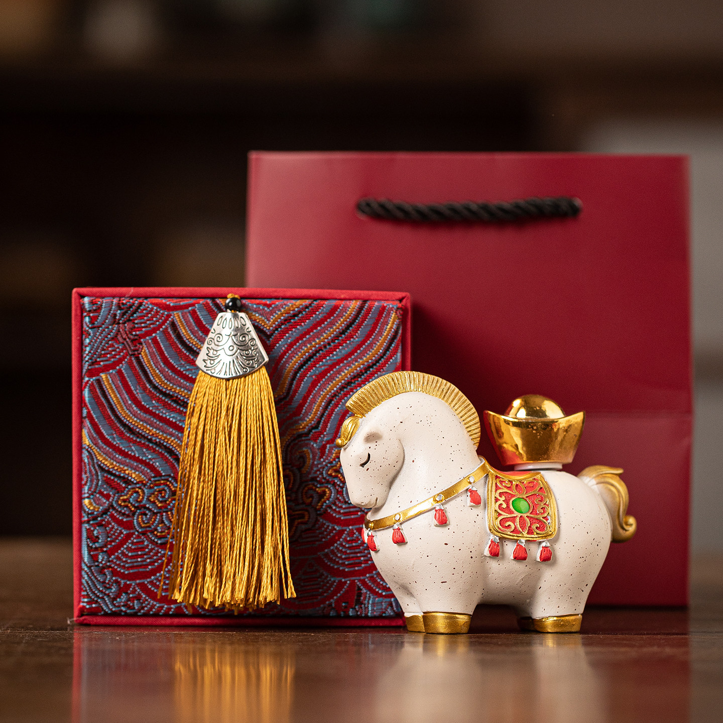 2026年创意礼品新款小马茶宠摆件马年吉祥物新年礼物家居桌面装饰,节庆用品/礼品,创意礼盒/礼品套组,淘宝优惠券,粉丝福利购,淘宝优惠卷