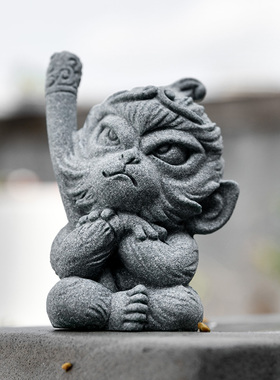 创意可爱生气小猴子茶宠摆件卡通孙悟空斗战圣佛盆栽园艺桌面造景