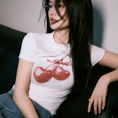 白色樱桃印花短袖修身T恤女