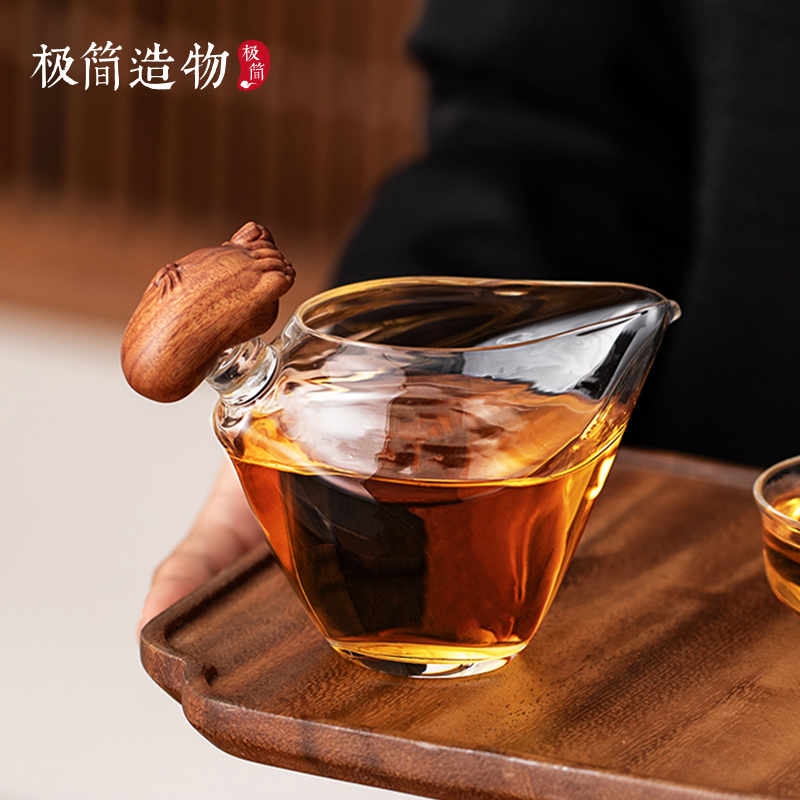 知足常乐侧把脚丫公道杯