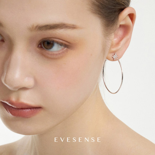 EVESENSE镶钻八芒星设计感耳圈